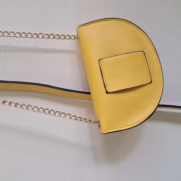 Mini Belt Bag – 2-in-1 Convertible Purse & Waist Belt - Picture 7 of 10